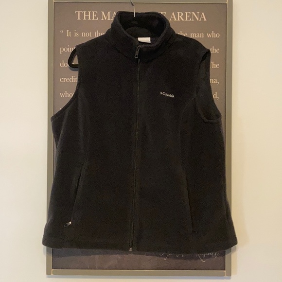 Columbia Jackets & Blazers - Columbia black 2X fleece vest